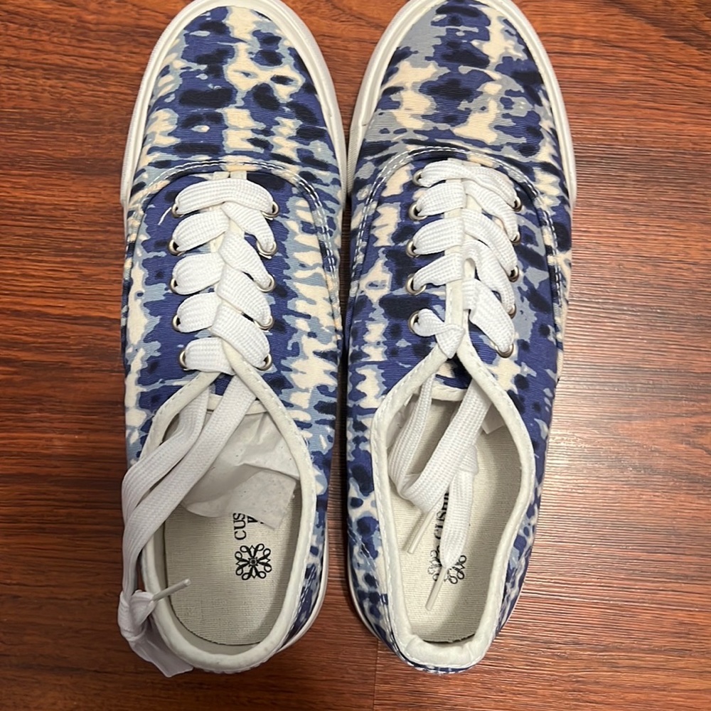 Blue and White Tie Dye Sneakers Size 8